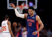 开云体育-美国男篮绝杀热火B队，哈里斯高光表现