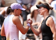 开云体育中国官网-法网轻取温网，西西帕斯惊艳四座