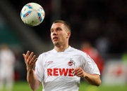 开云体育-从密尔沃基到欧洲之巅，字母哥如何以国王翻盘篮网的气势，在欧冠决赛中接管比赛