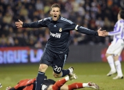 开云下载-金玟哉关键战不手软，AC米兰对阵土耳其劲旅的战术博弈与意志考验