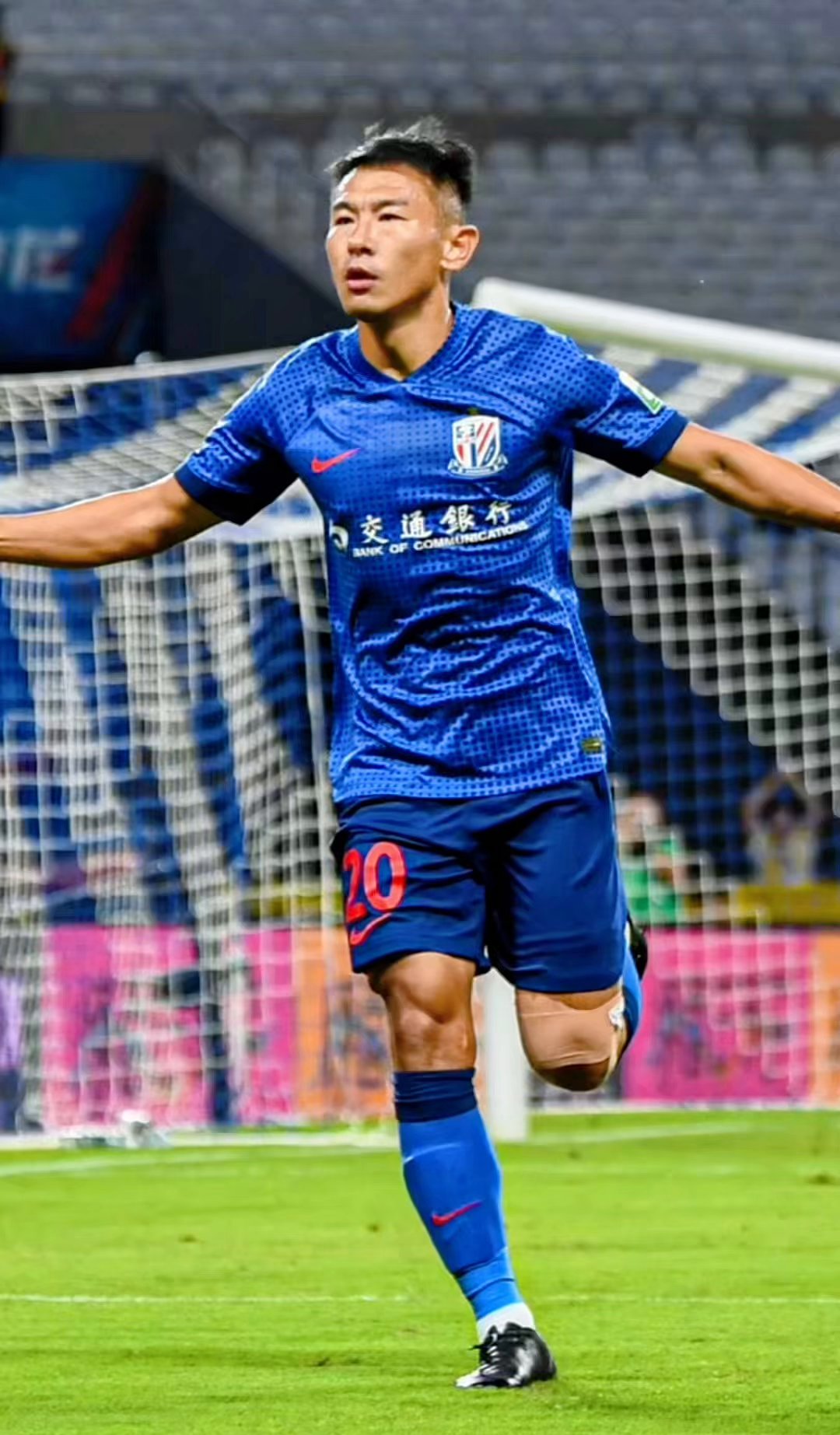 中场控制能力卓越，帮助球队牢牢掌控比赛的简单介绍