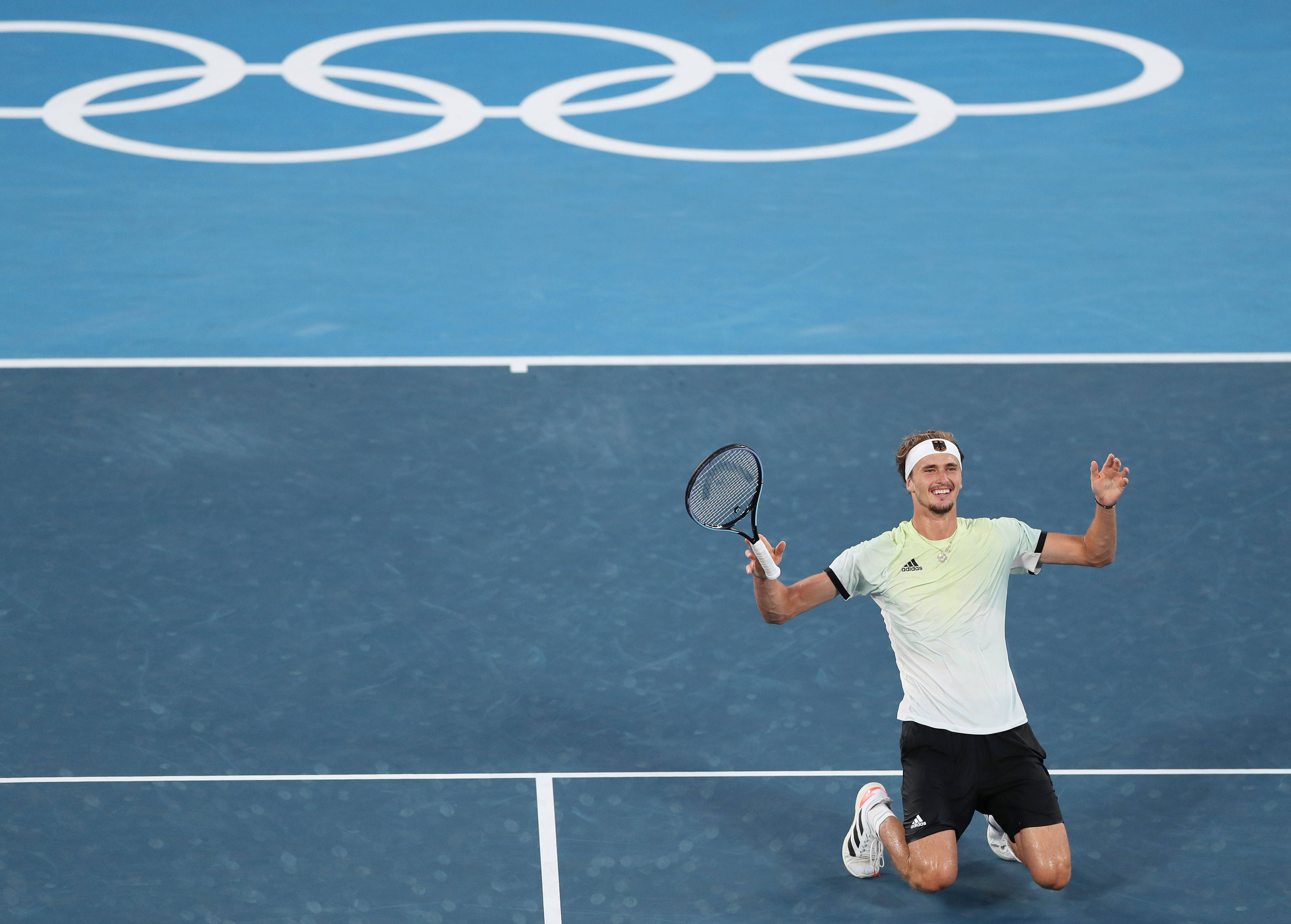 西班牙网球队绝地反击德国网球队，兹维列夫惊艳世界的简单介绍