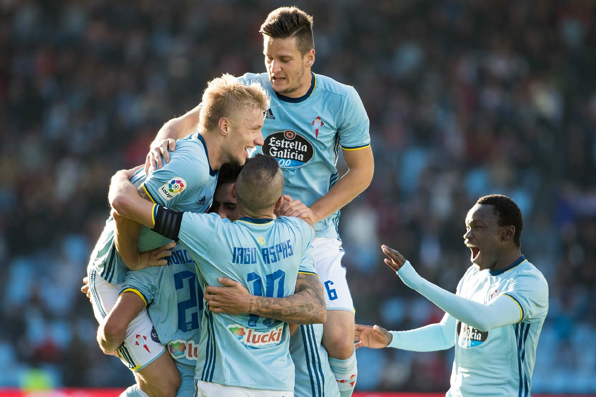 包含赫罗纳迎战比利亚雷亚尔，硬仗来临的词条