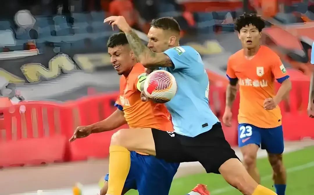 高能比拼！亚洲足球赛事中的紧张气氛