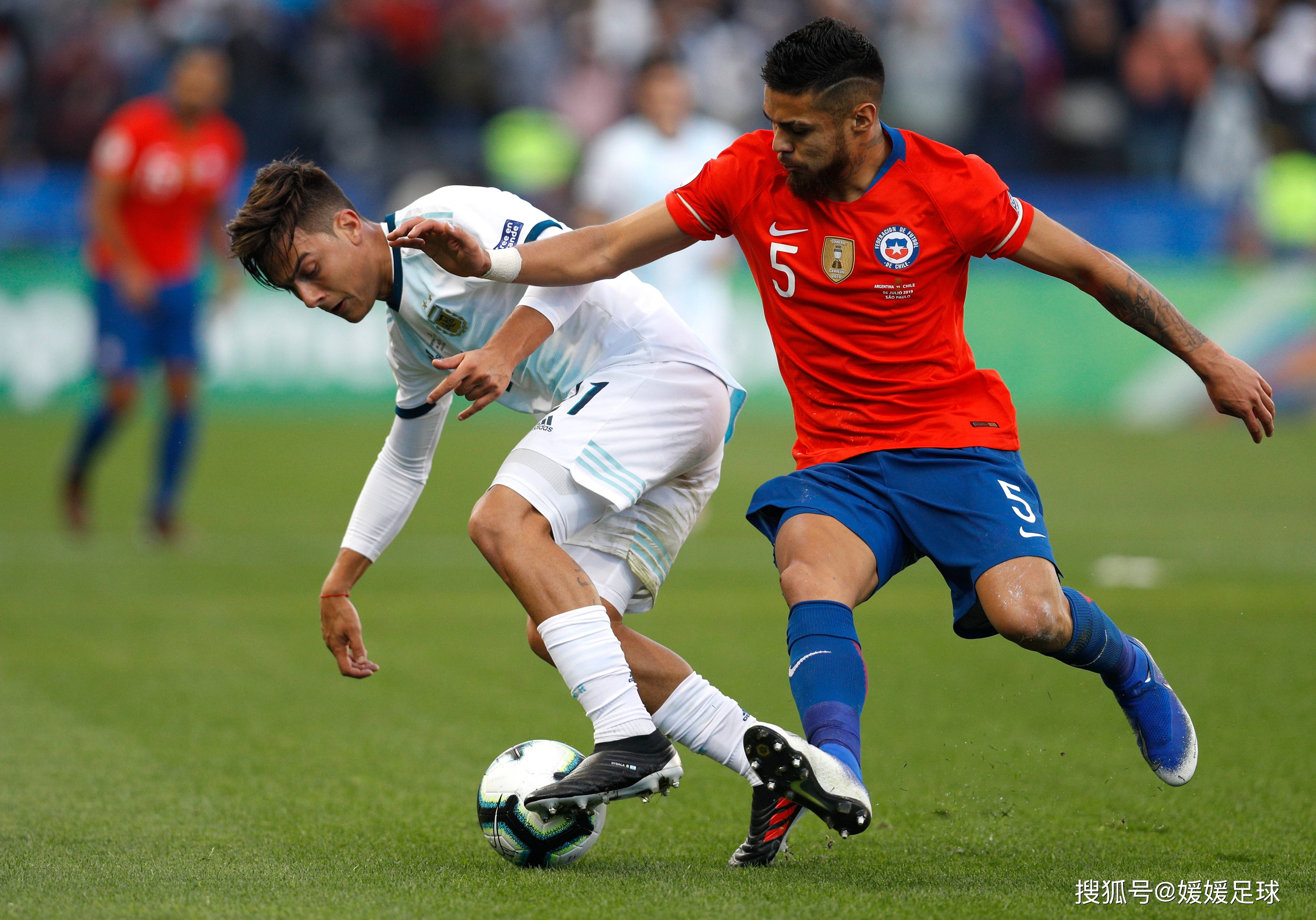 南美洲足球精彩赛事收官，秘鲁委内瑞拉决战厮杀的简单介绍