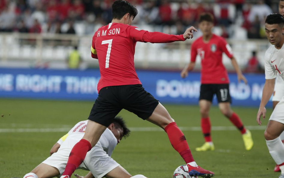 韩国击败对手，获得男子曲棍球金牌