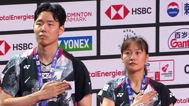 包含韩国队绝杀泰国队，黄鸭组合统治全场的词条